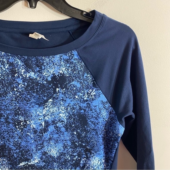 Under Armour UA StudioLux Take A Chance Crew Blue Long Sleeve Sweatshirt Small - Picture 4 of 7